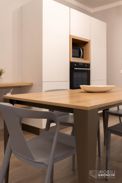 2025 – laura e gabriele – shooting con logo (20)